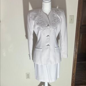 Casual Corner cream Embroidered Dress Suit